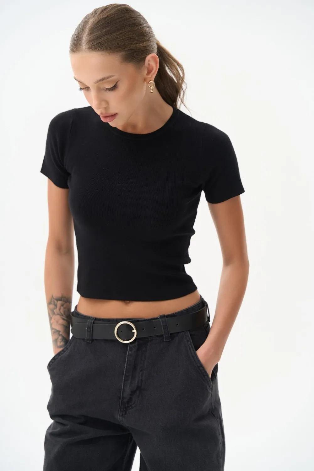 Black Cropped Knit T-shirt