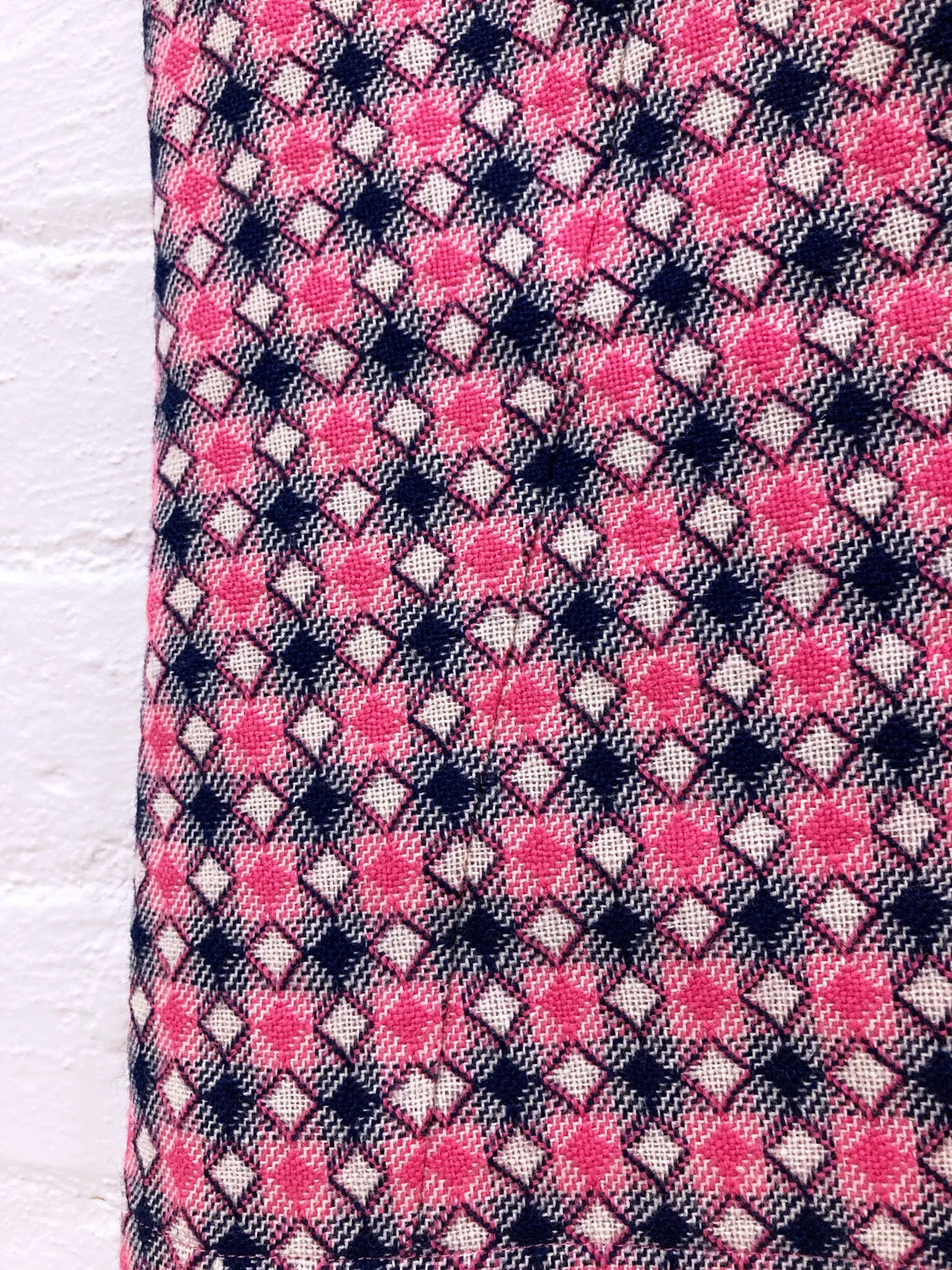 Junya Watanabe Comme des Garcons AW2001 pink geometric pattern wool skirt - M