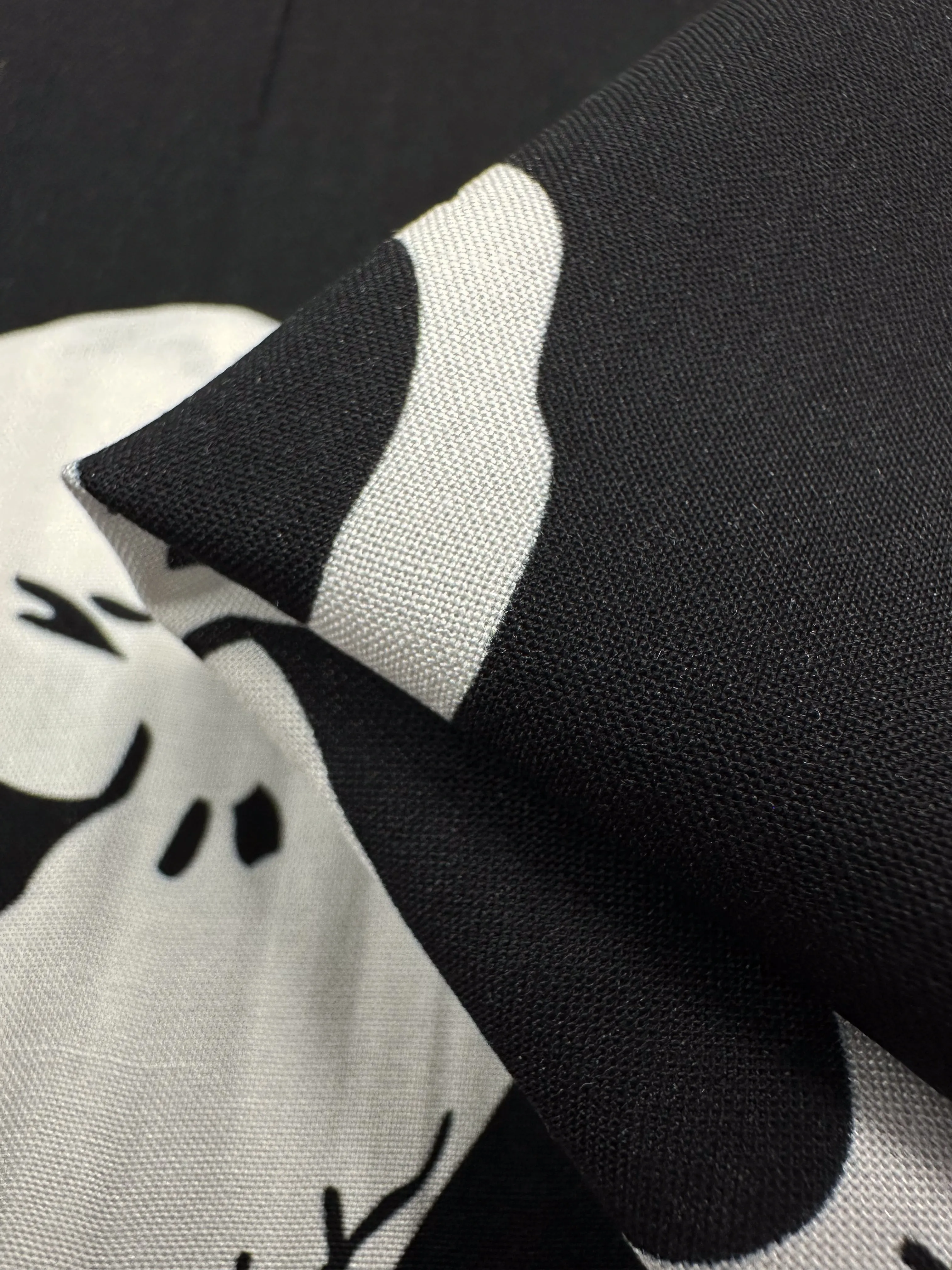 Printed Rayon - Skellington - 140cm