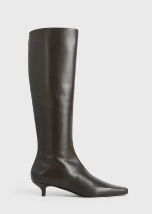 Slim leather knee-high boots bark