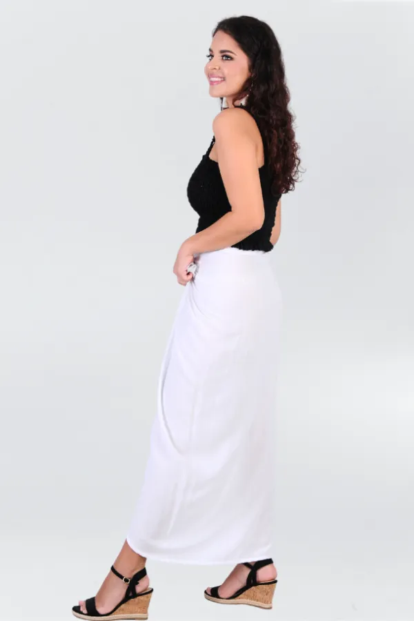 VBLK091 - LONG COCONUT SKIRT W/CLASP - WHITE